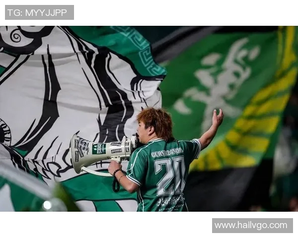 北京中赫国安迎战拜仁慕尼黑强强对决引发球迷热议