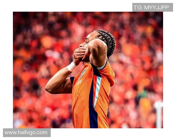 哈维西蒙斯：从青训新星到足坛巨星的成长之路与未来展望