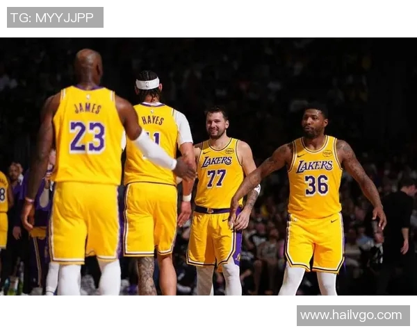 湖人对决掘金争夺西部冠军荣耀之战精彩回顾与分析