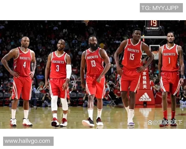 勇士与火箭季后赛首战激烈对决谁能在这场较量中胜出