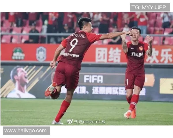 河北华夏迎战上海绿地争夺中超积分榜重要位置的激烈对决
